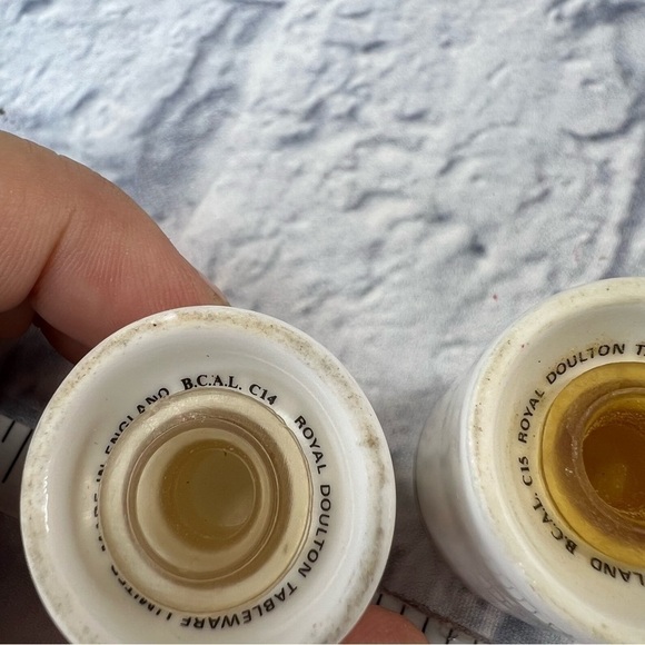 Salt and Pepper Shaker vintage England - Picture 4 of 9